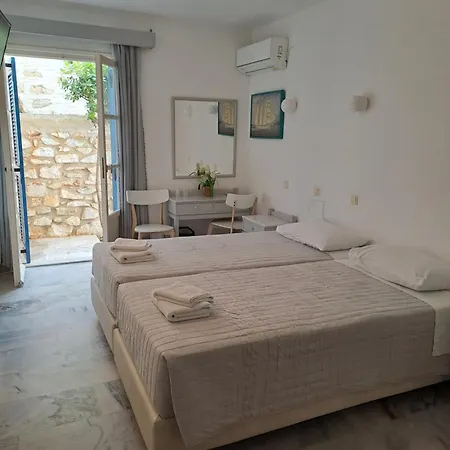 Aegeon Parikia (Paros)