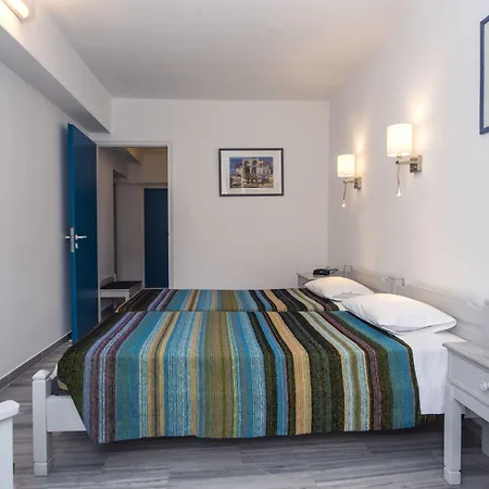 Aegeon Parikia (Paros)