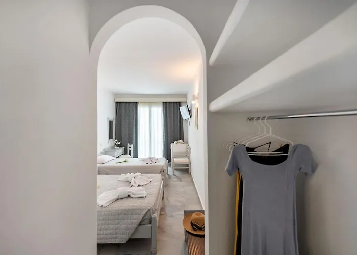 Aegeon 3* Parikia (Paros)