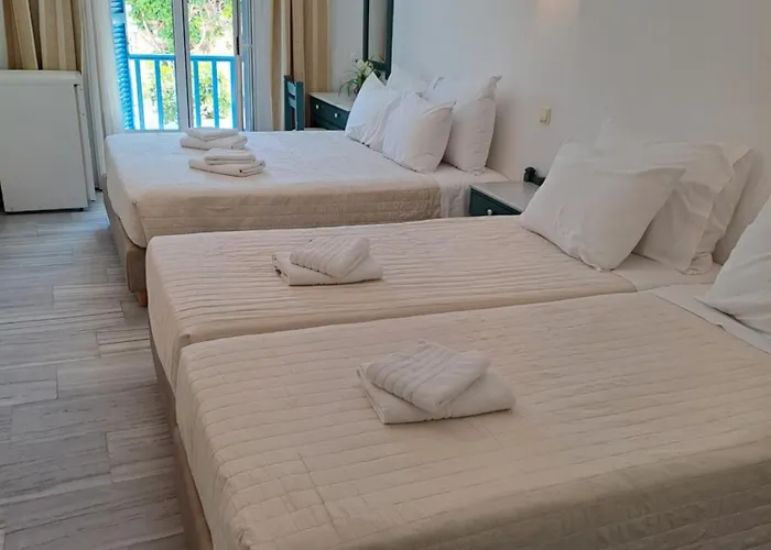 Aegeon Parikia (Paros)